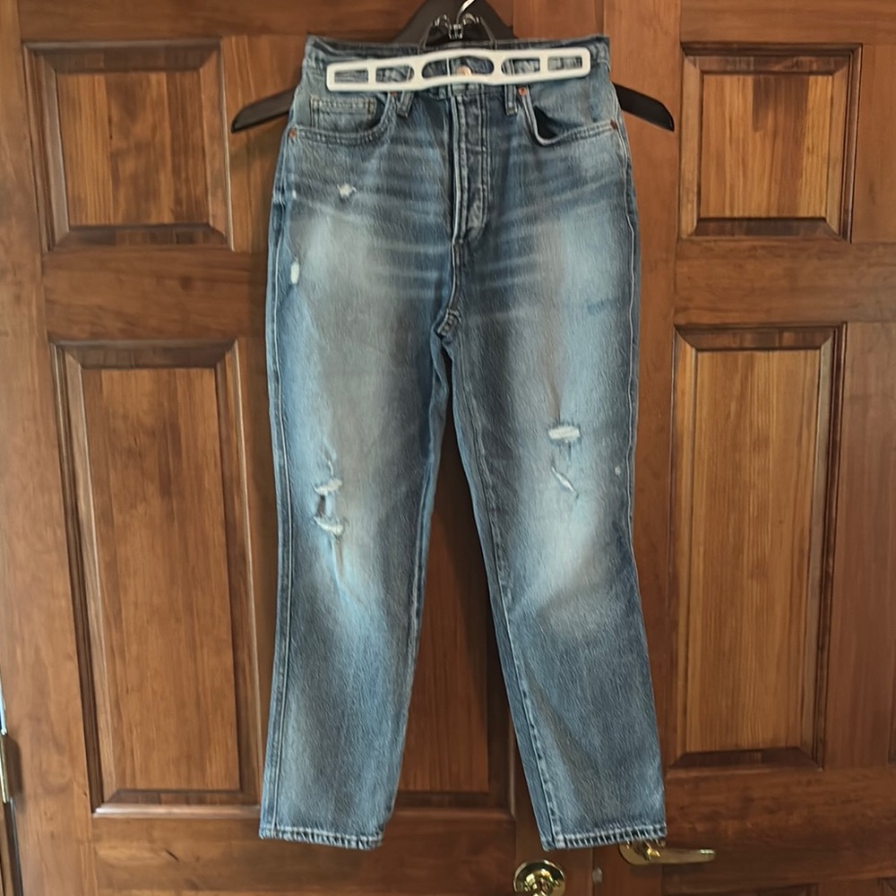 Lucky Brand Straight Leg Blue Jeans with Modern Distressing